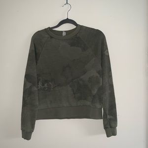 WOMENS CROPPED CREW NECK SWEATER